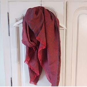 Sol Alpaca & Silk Scarf/Shawl from Museum Collection